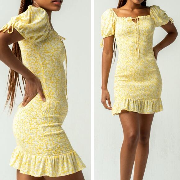 Lost + Wander Sweet Summer Daze Dress LARGE Floral Smocked Ruffle Peasant Mini - Picture 1 of 13